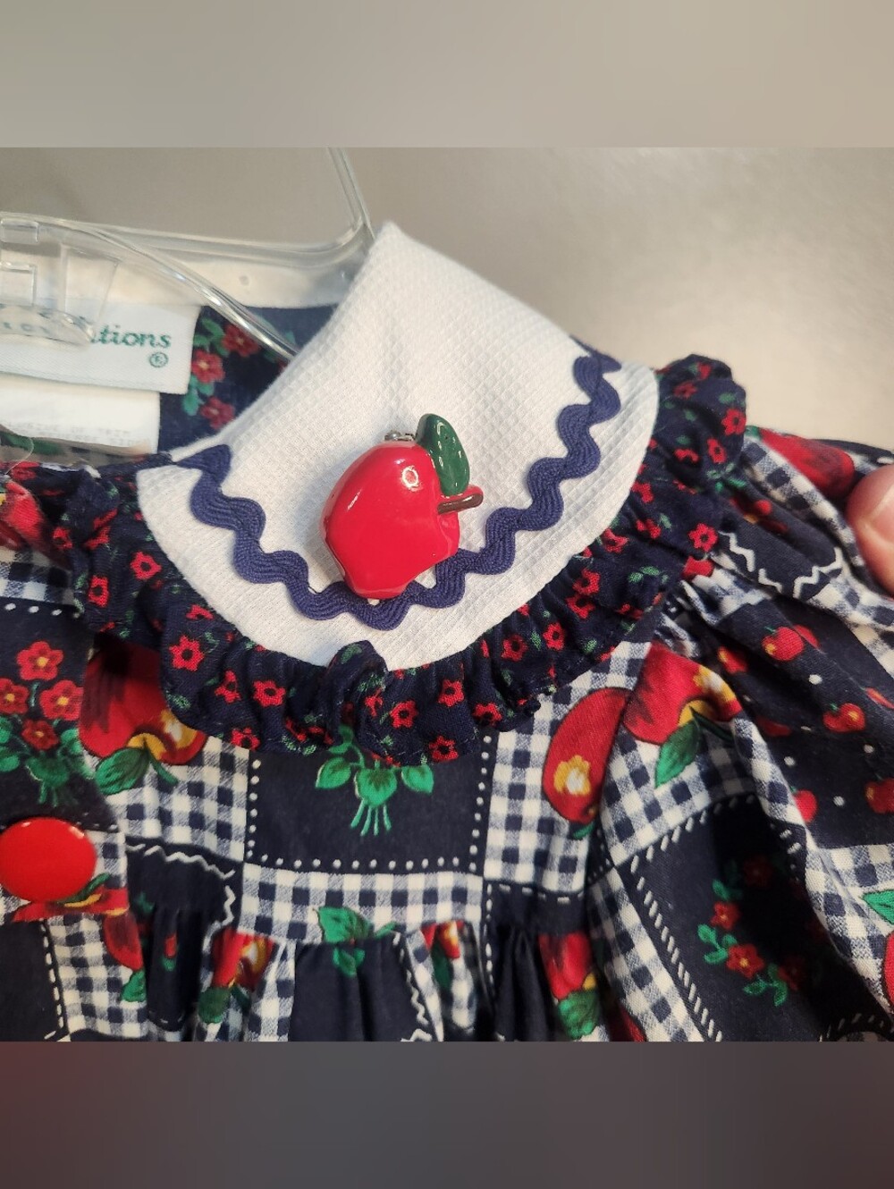 Vintage 80s Rare Editions Dress with Apple Print and White Collar Size 4 - Picture 8 of 10